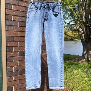 Brandy Melville John Galt Buttonfly jeans